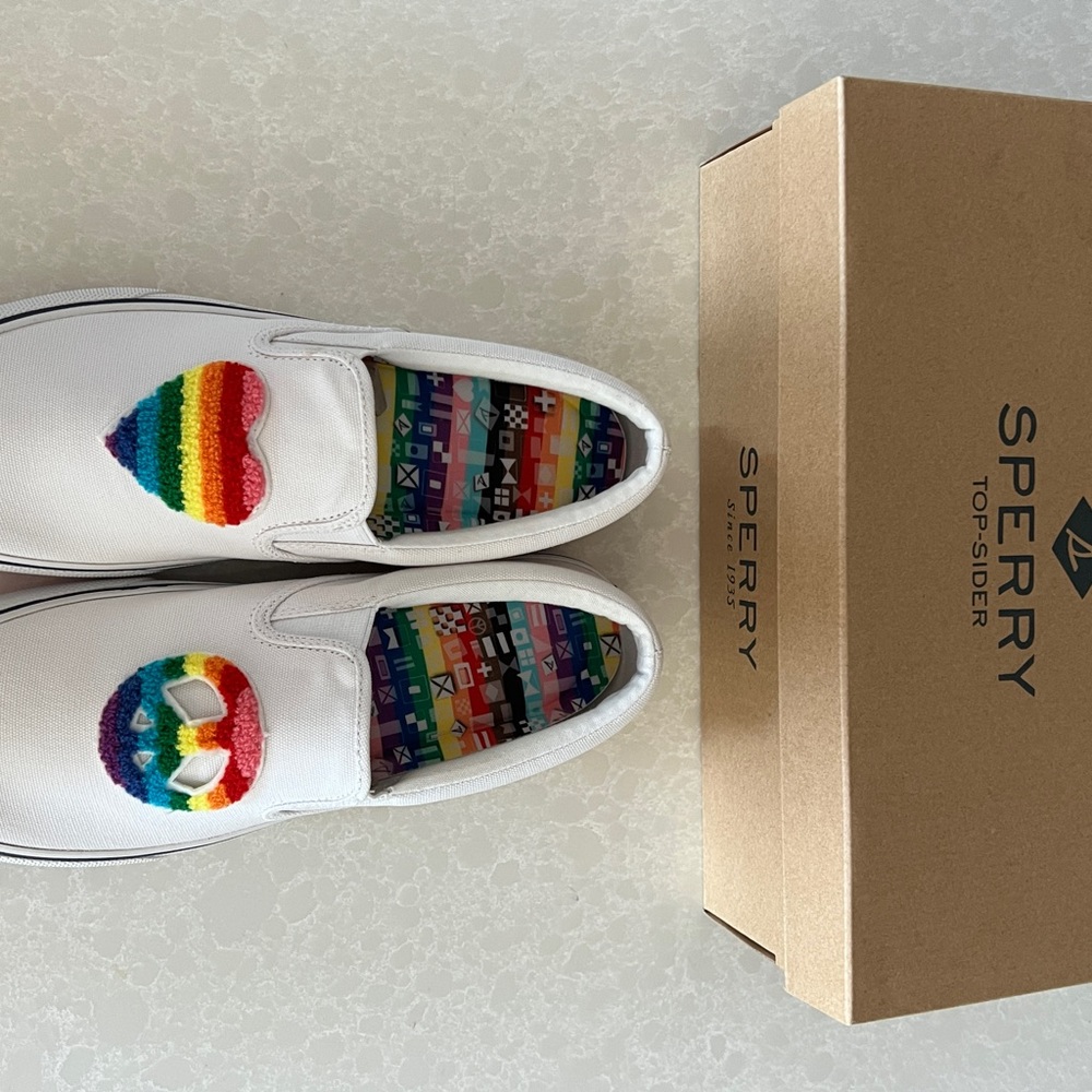 🔥Limited edition 🏳️‍🌈PRIDE * Slip on Canvas* Sperry’s